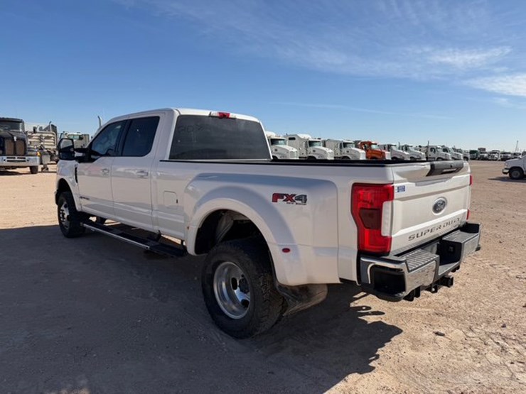 2019-ford-f350-image-9