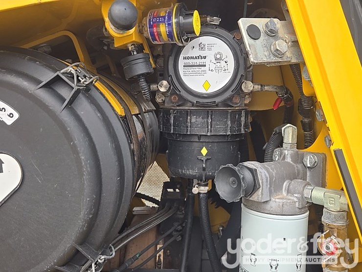 2022-komatsu-d61px-24-image-40