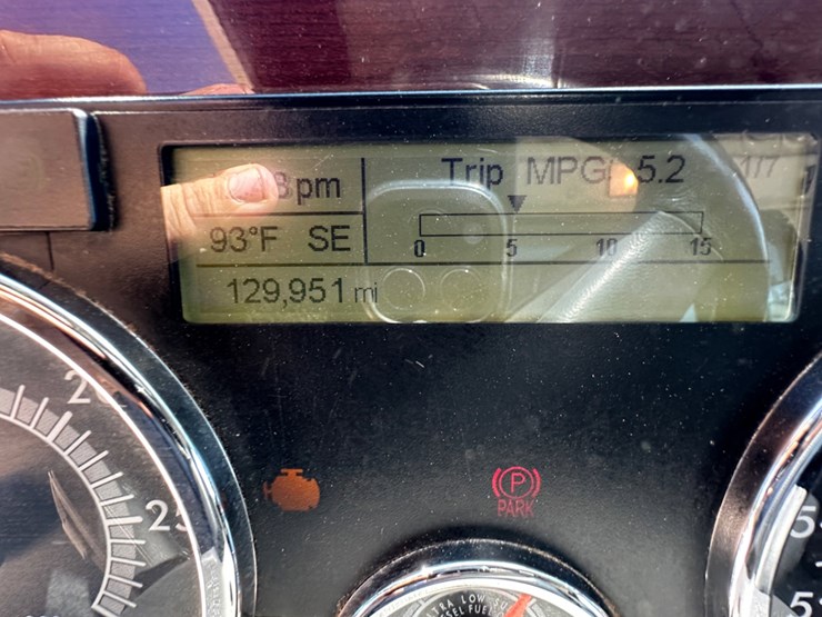 2021-western-star-4700-image-8