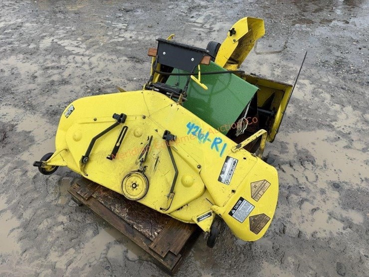 john-deere-212-image-1