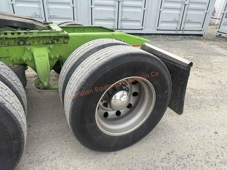 2020-freightliner-cascadia-113-image-23