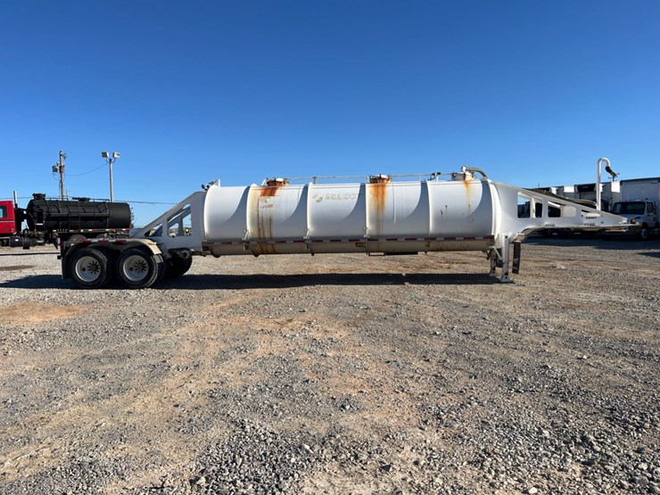 2020-troxell-vacuum-image-4