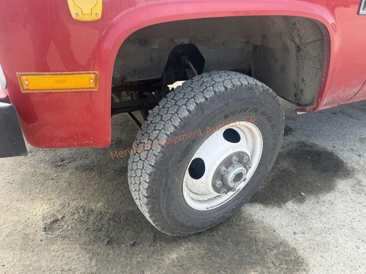 1990-chevrolet-3500-image-14