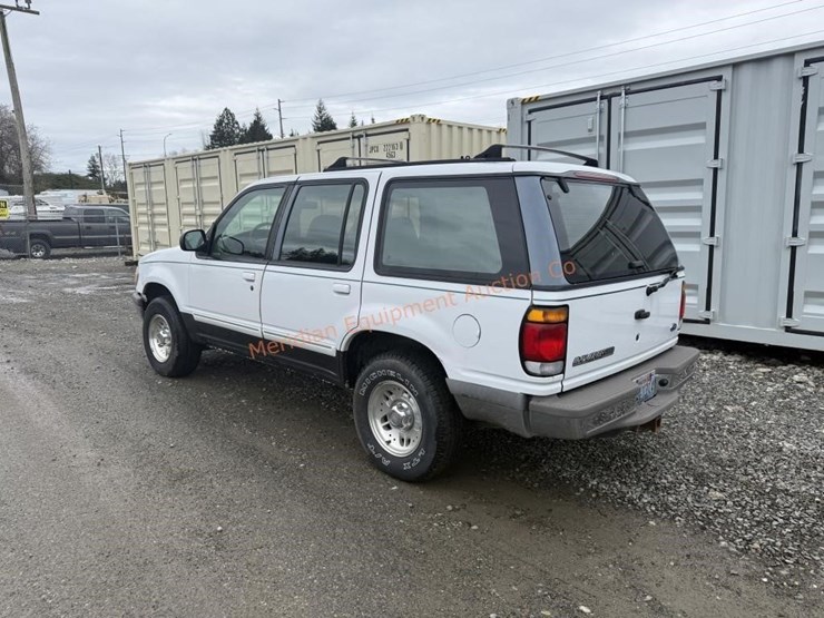 1995-ford-explorer-xlt-image-3