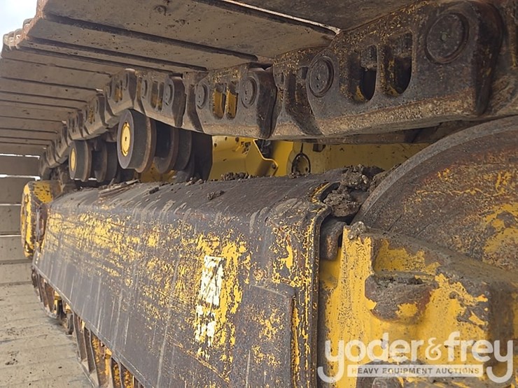 2019-komatsu-d65px-18-image-22