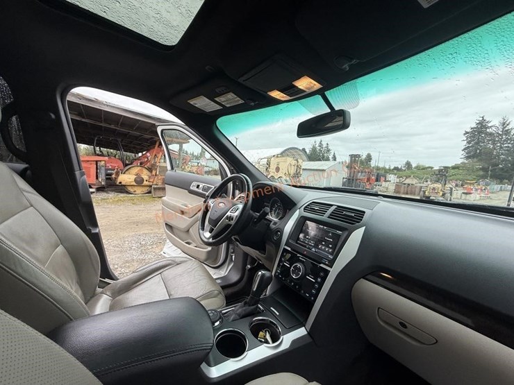 ford-explorer-limited-image-49