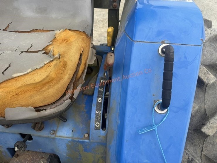 new-holland-tc30-image-19