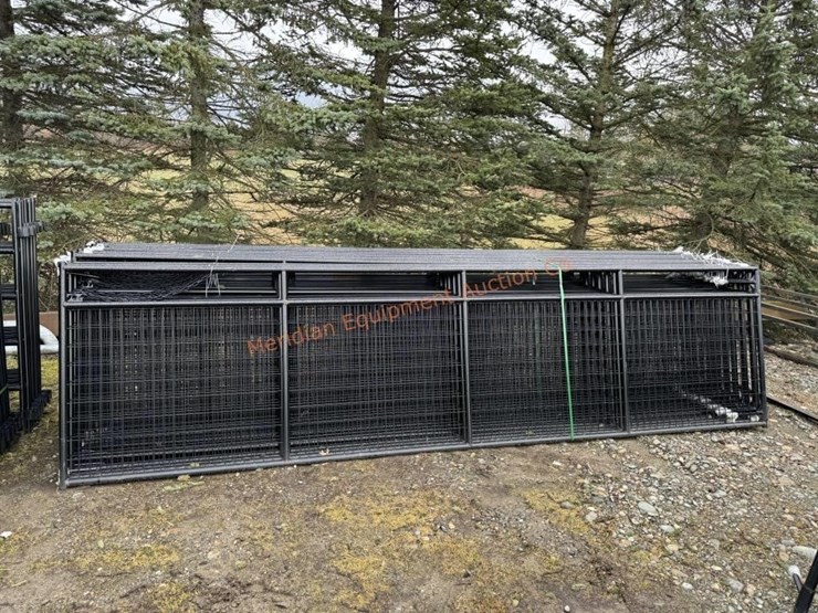 1--16'-mesh-farm-gate-image-8