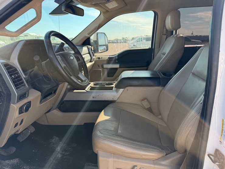 2019-ford-f350-image-10