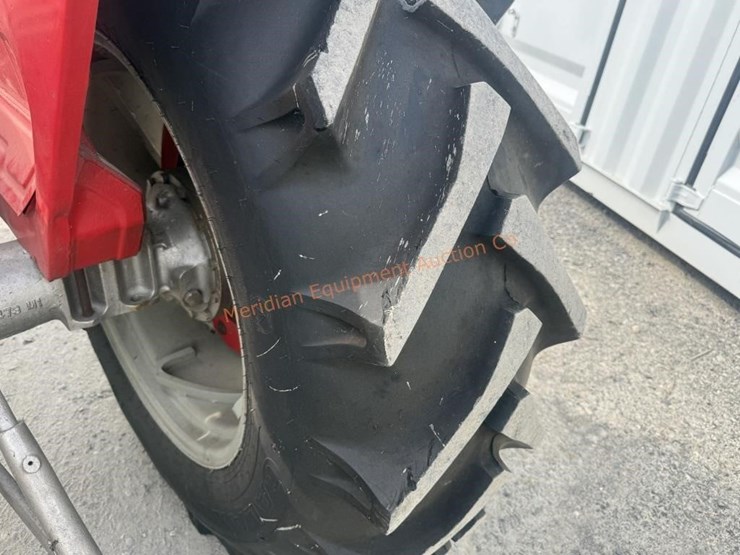 massey-ferguson-175-image-9