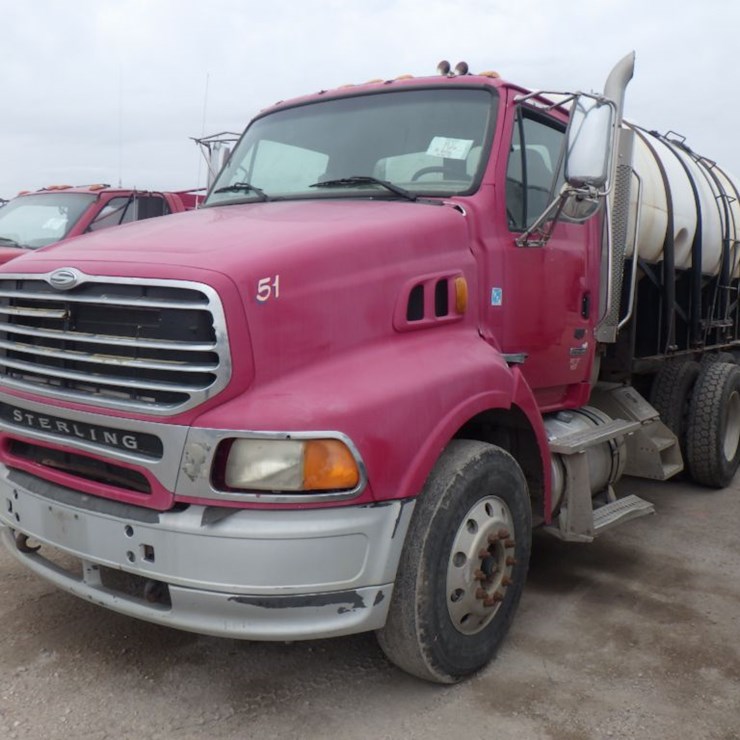 2006 STERLING AT9500