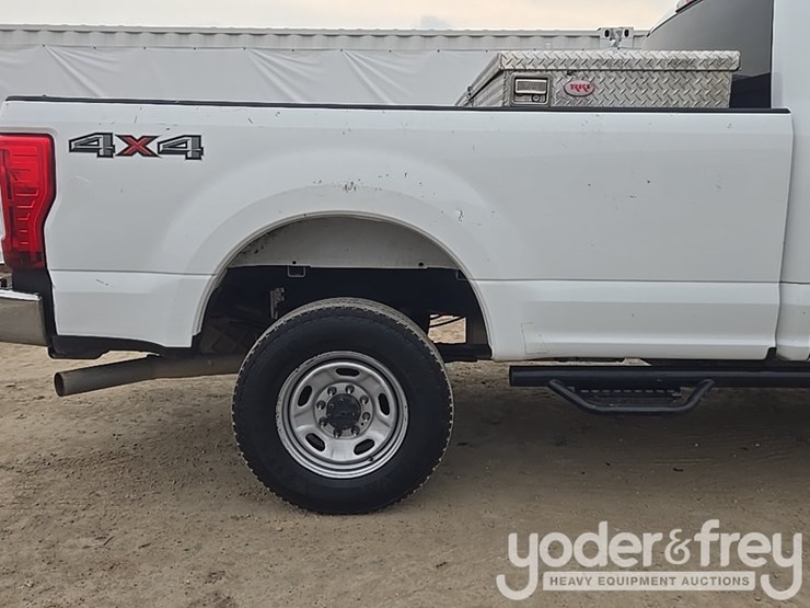 2017-ford-f250-image-30