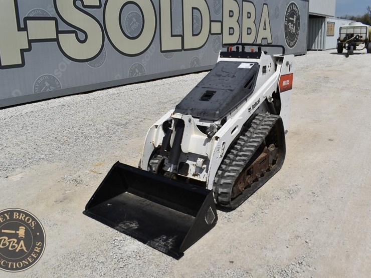 2019-bobcat-mt85-image-1