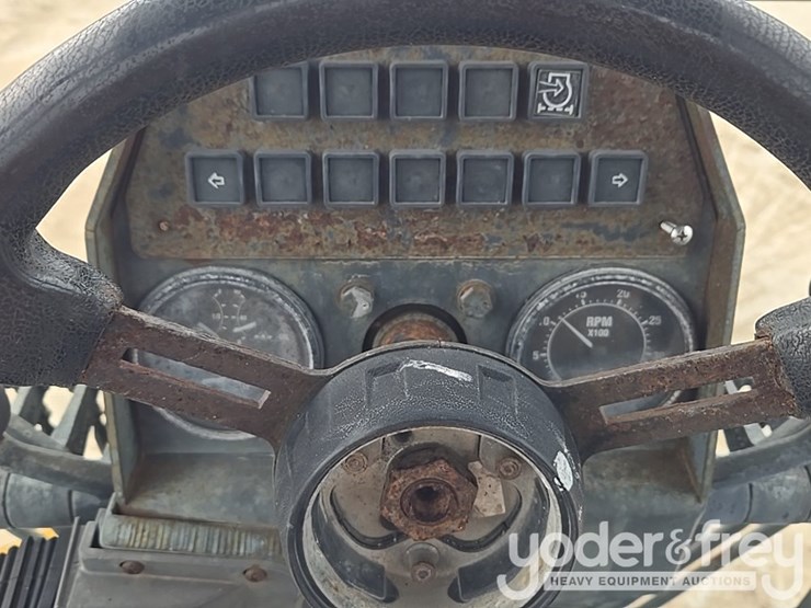 2004-volvo-g80-image-51