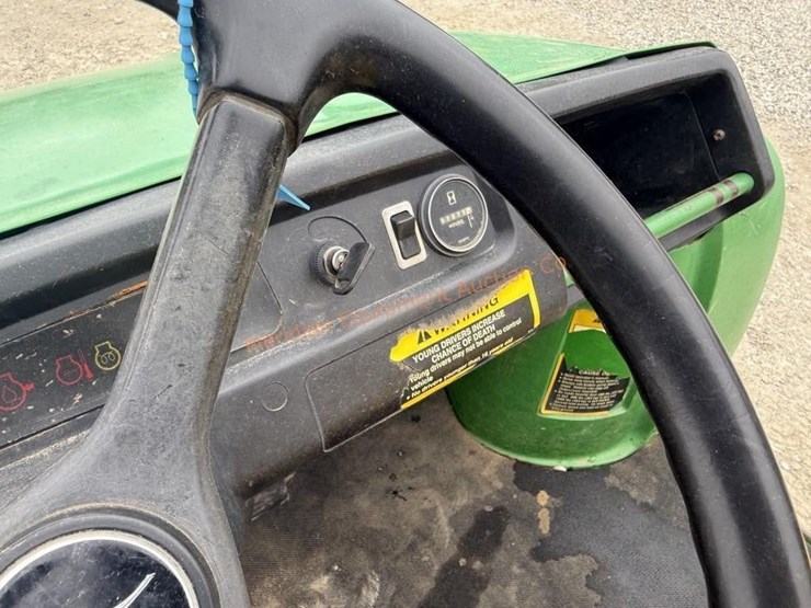 john-deere-gator-image-25