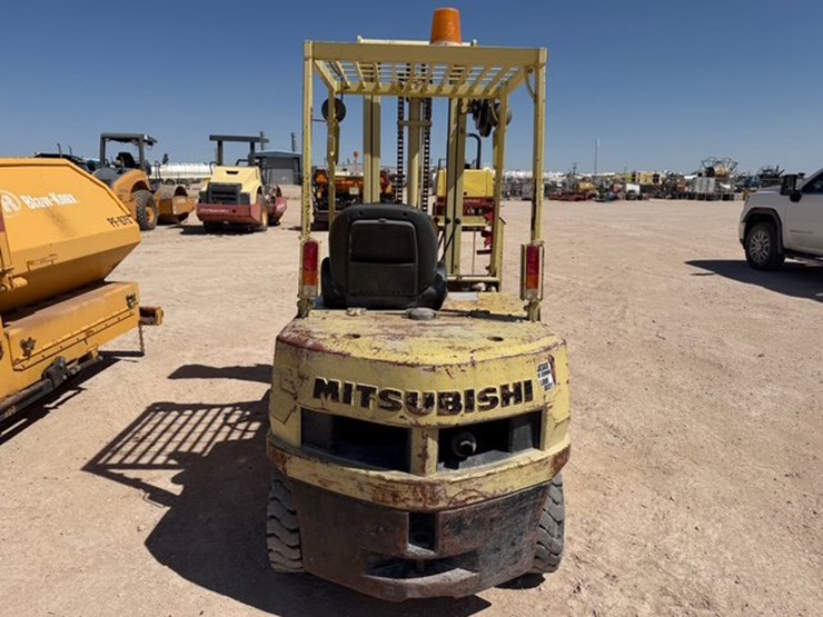 mitsubishi-fd25-image-6