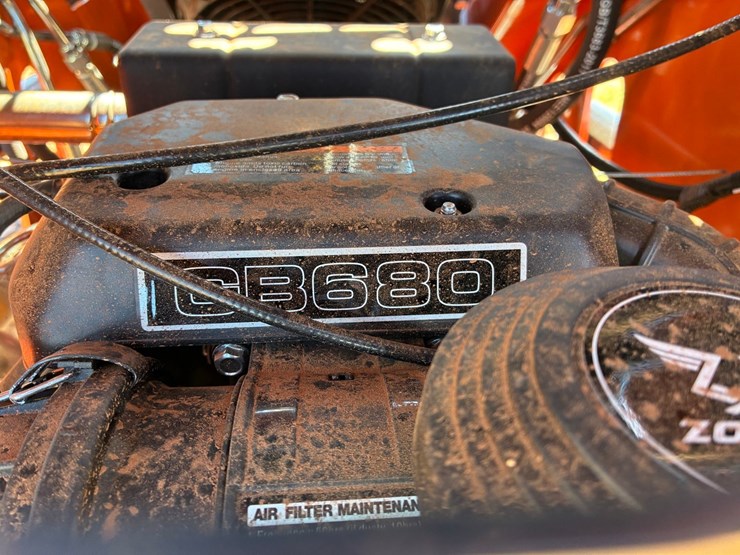 #t8626-•-wolverine-mini-skid-steer-image-5