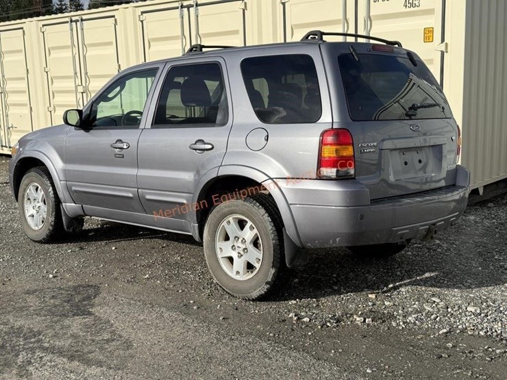 2007-ford-escape-image-3