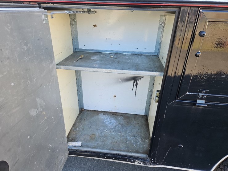 2005-ford-e450-image-25