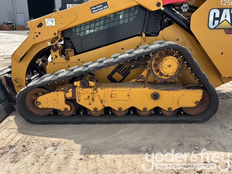 2022-caterpillar-299d3-image-9