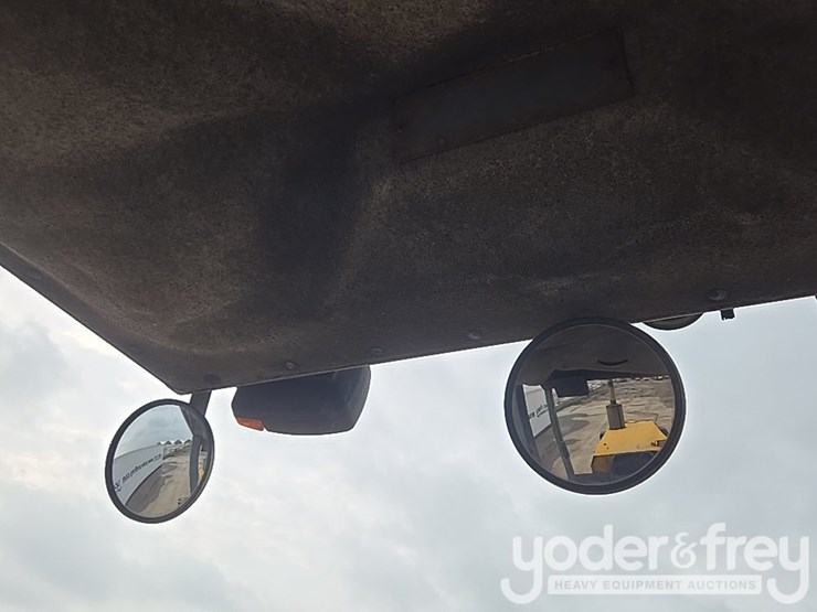 2004-volvo-g80-image-49