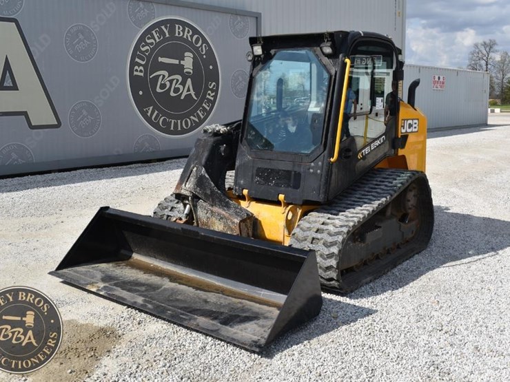 2020-jcb-3ts-8t-image-3