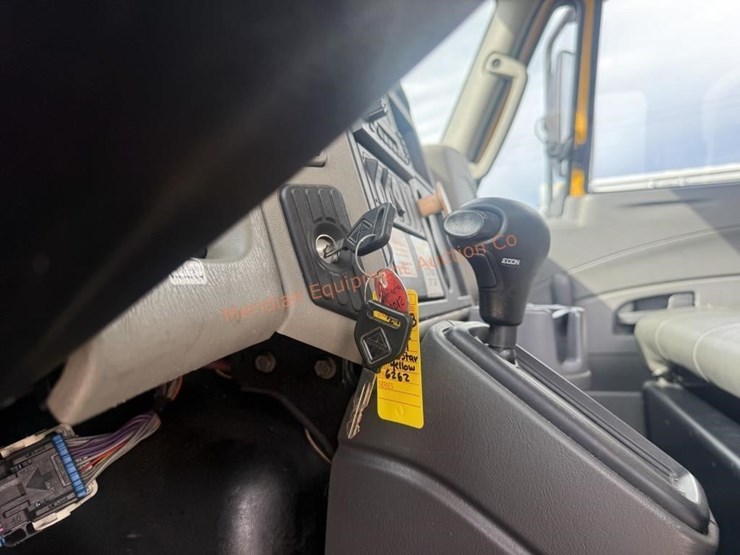 2012-international-4000-image-54