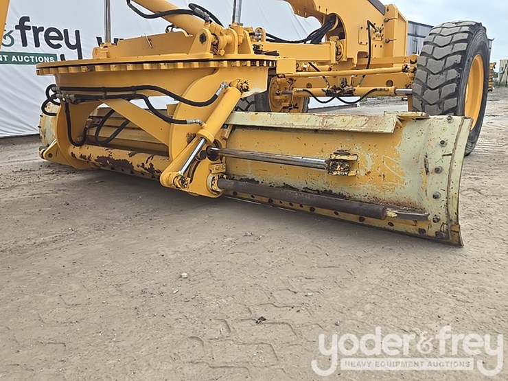2008-volvo-g940-image-19