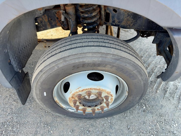 2006-ford-f550-xl-image-8