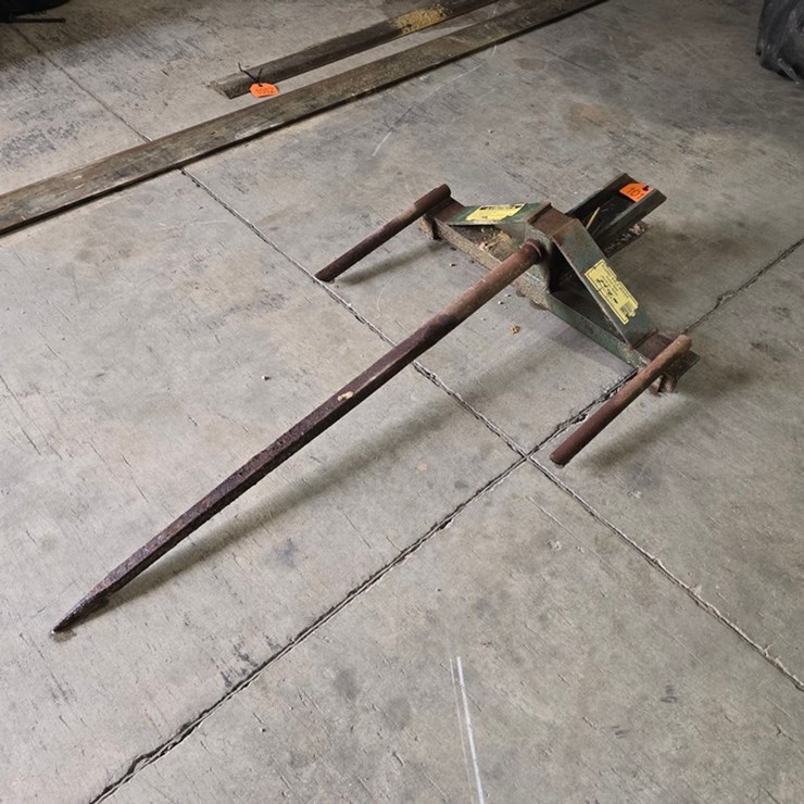 #1010 • Round Bale BS300 Bucket Spear