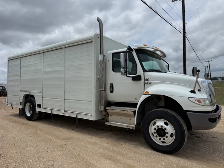 2020-international-mv607-image-3