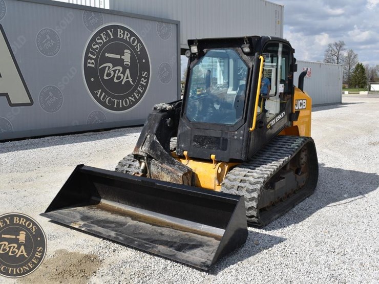2020-jcb-3ts-8t-image-2