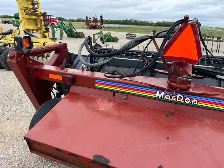 2001-mac-don-5010-image-15