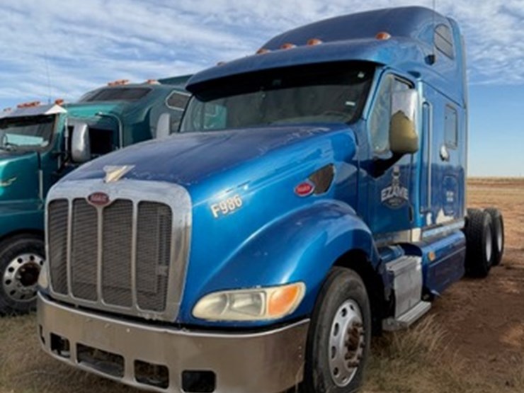 2007-peterbilt-387-image-1