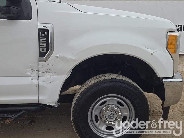 2017-ford-f250-image-29