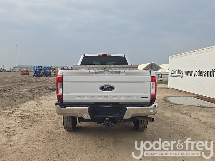 2017-ford-f250-image-4
