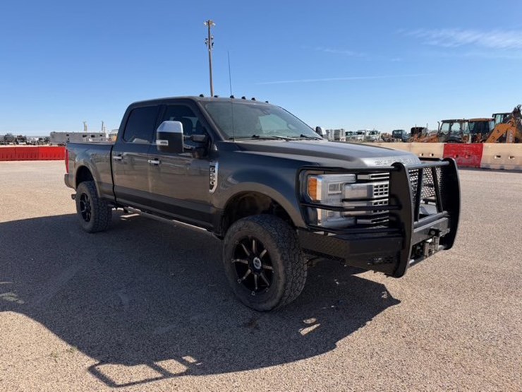 2018-ford-f250-image-3