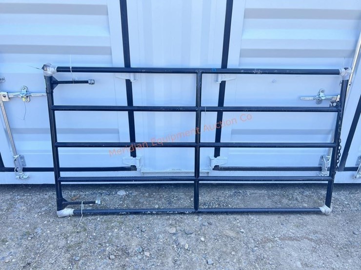 1--8'-pipe-farm-gate-image-4