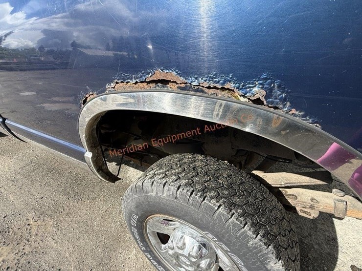 2004-dodge-ram-3500-image-24