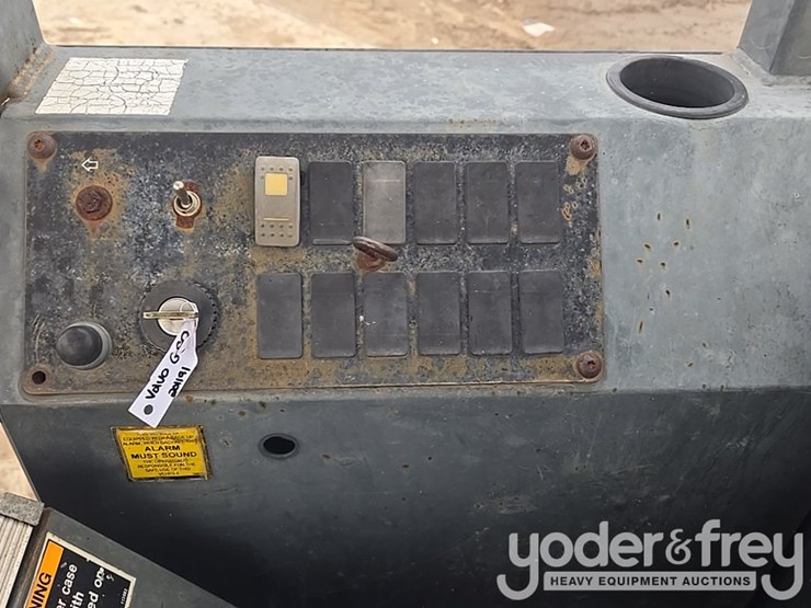 2004-volvo-g80-image-45