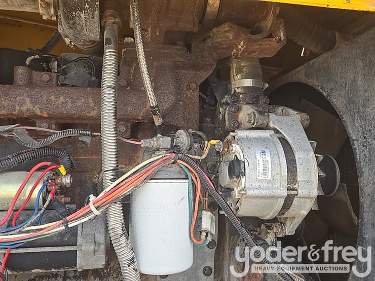 2000-champion-c80a-image-34