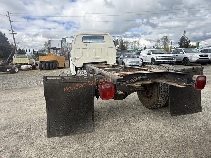 1987-gmc-6000-image-6