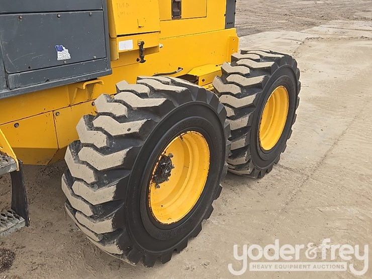 2004-volvo-g80-image-9