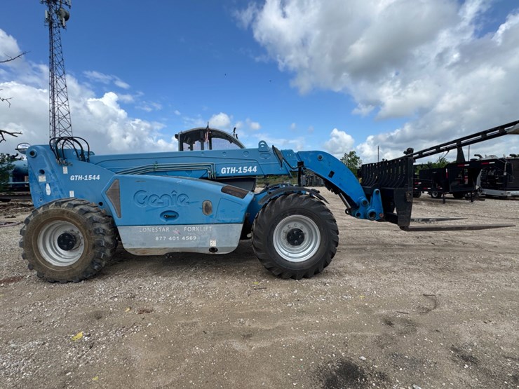 2014-genie-gth1544-image-5