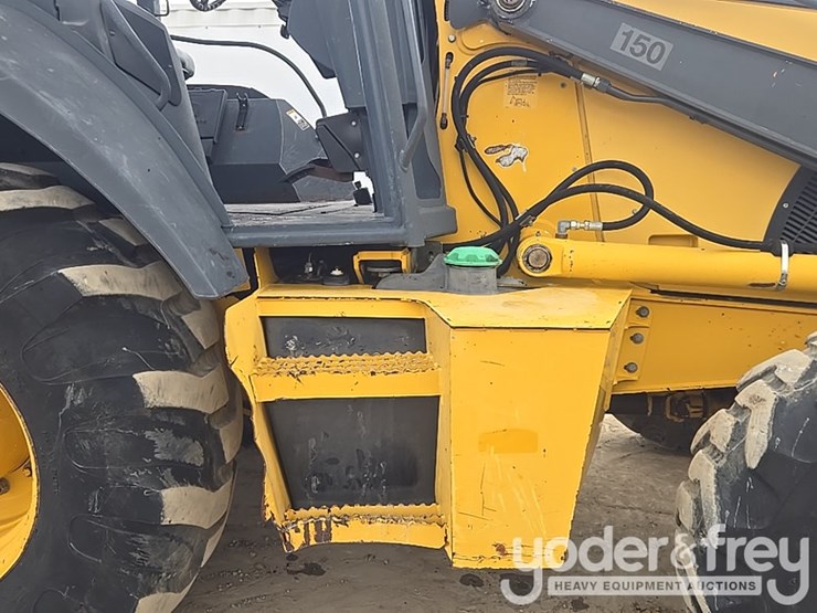 2010-deere-310sj-image-42