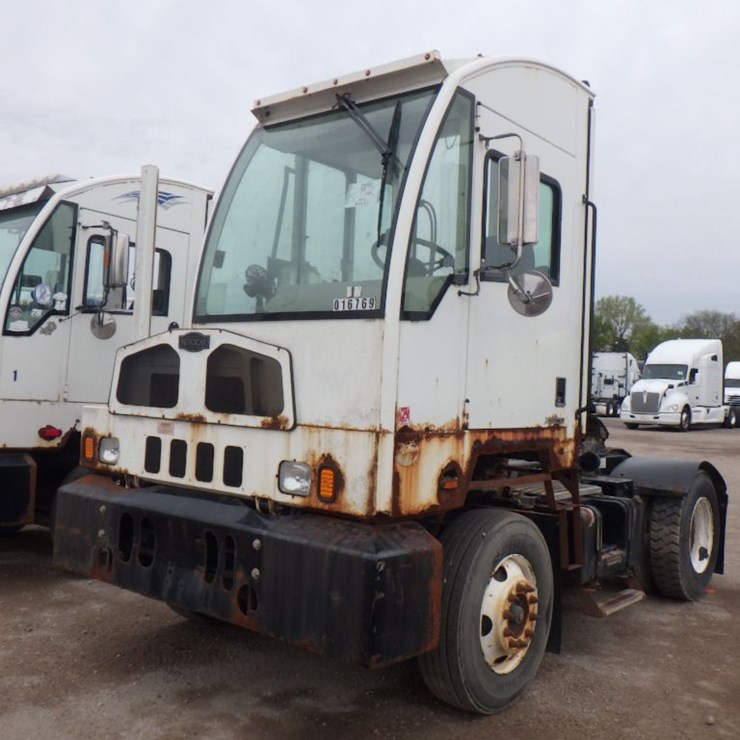 2013 AUTOCAR XSPOTTER