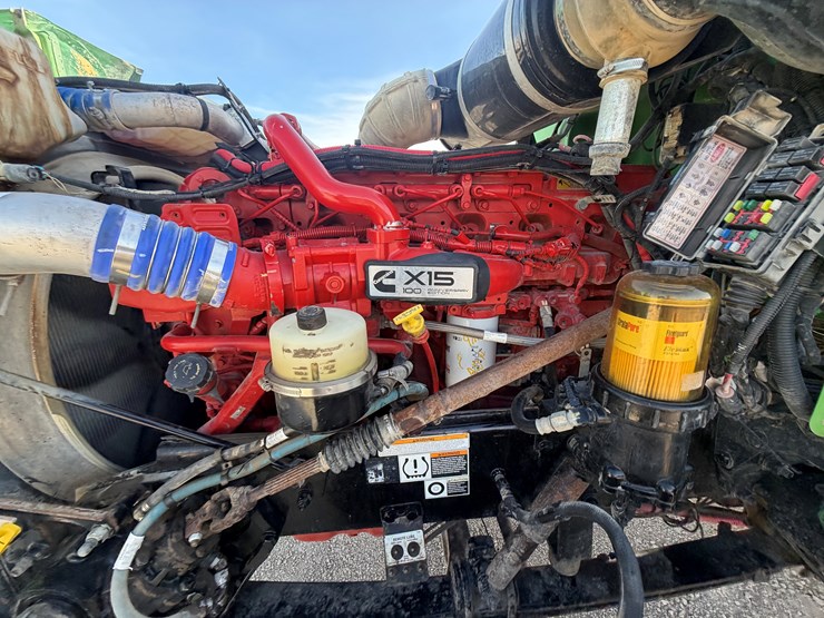 2020-peterbilt-367-image-13