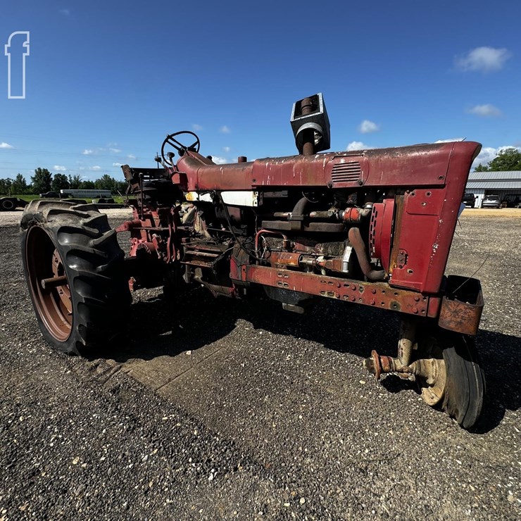 INTERNATIONAL 706