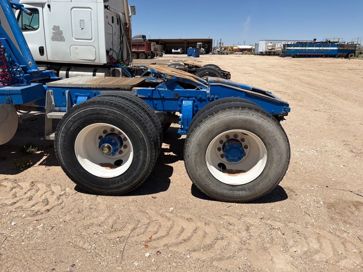 2007-peterbilt-378-image-9