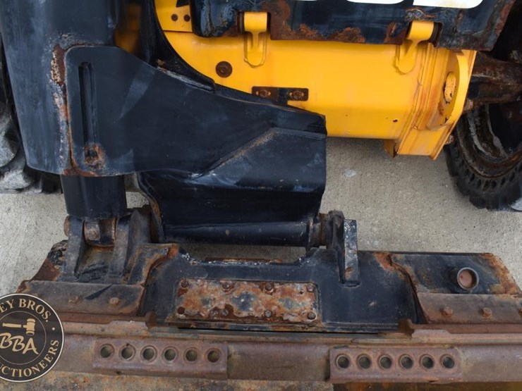 2023-jcb-270-image-18